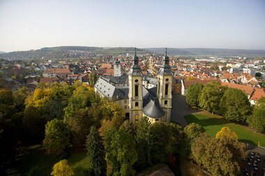 Das Residenzschloss Bad Mergentheim, in dem sich das Deutschordensmuseum befindet, im Taubertal | © www.gerhardkassner.de