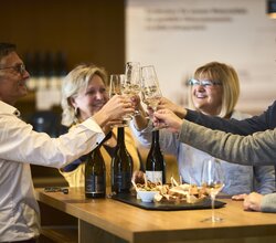 Beckstein im Taubertal, Baden-Württemberg, Deutschland
Weingenuss in Beckstein im Taubertal, Baden-Württemberg, Deutschland
Weingenuss in Beckstein im Taubertal, Baden-Württemberg, Deutschland
Beckstein im Taubertal, Baden-Württemberg, Deutschland
Weingenuss in Beckstein im Taubertal, Baden-Württemberg, Deutschland
Beckstein im Taubertal, Baden-Württemberg, Deutschland
Weingenuss in Beckstein im Taubertal, Baden-Württemberg, Deutschland | © Stefan Leitner