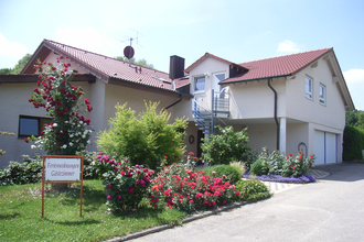 Außenansicht Ferienwohnung Heinzmann | Brackenheim | HeilbronnerLand | © Ferienwohnung Heinzmann