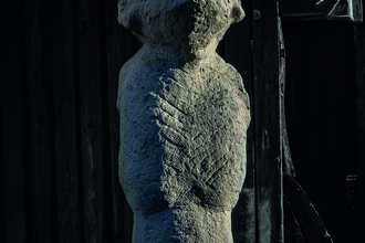 Skulptur Schützenberger, Ausstellung Mythos, Musik, Körper, Steinhauermuseum | © Stadt Eppingen