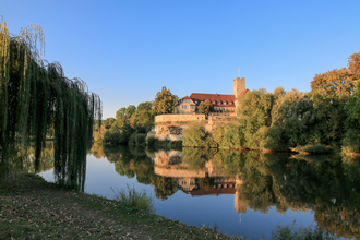 Grafenburg mit Burgmuseum auf der Neckarinsel | Lauffen am Neckar | HeilbronnerLand | © Stadtverwaltung Lauffen a.N.