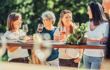 Weinausschank am Mönchsbergsee | HeilbronnerLand | © Touristikgemeinschaft HeilbronnerLand