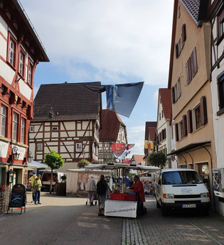 Kirchweihmarkt in der historischen Altstadt in Eppingen | © Große Kreisstadt Eppingen