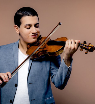 Kurensemble & Friends mit Sandro Roy