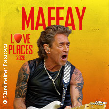 Musiker mit Gitarre vor gelb-orangefarbenem Hintergrund, Text: Maffay Love Places 2026. | © see on the left