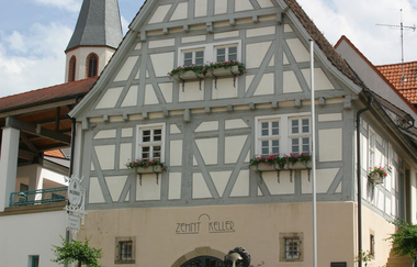 Zehntkeller mit Bücherei