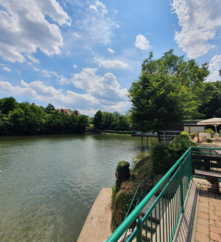 Biergarten am Badesee "Tiefer See" | © Stadt Maulbronn