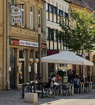 Bistro Asia, Eppingen Brettener Straße, Außenbewirtschaftung | © Land der 1000 Hügel - Kraichgau-Stromberg