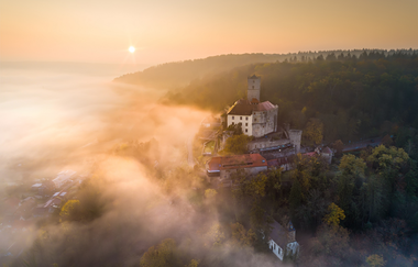 Luftaufnahme Burg Guttenberg | Neckarmühlbach | HeilbronnerLand | © Burg Guttenberg