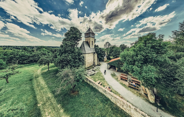 Ottilienberg mit Kapelle & Rastplatz | Eppingen | HeilbronnerLand | © Touristikgemeinschaft HeilbronnerLand