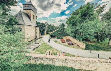 Ottilienberg mit Kapelle & Rastplatz | Eppingen | HeilbronnerLand | © Touristikgemeinschaft HeilbronnerLand