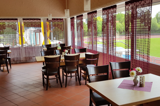 Gaststätte Weinsteige Güglingen | deutsche und srilankische Küche | Gastraum | © Neckar-Zaber-Tourismus e.V.