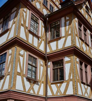 Haus der Vier Gekrönten | © P. Frischmuth/TLT