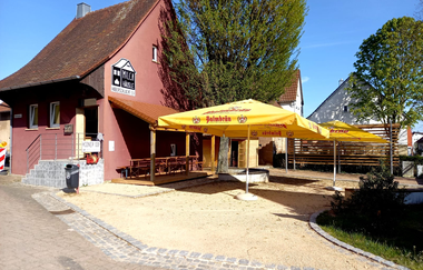 Bliuck auf die Terrasse des Milchhäusle in Brackenheim-Haberschlacht | © Milchhäusle Verein