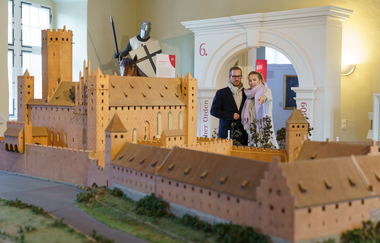 Ausstellung im Museum mit einem Modell der Burg Rehden. | © Björn Hänssler