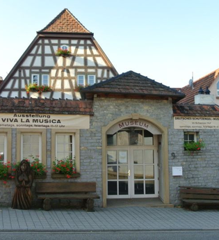 Schweizer Hof mit Deutschem Schutzengelmuseum | © Tourist-Info Bretten