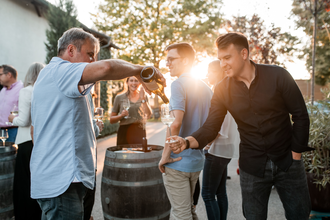 Sonnenterrasse an der Eventhalle | Steng Landgut | Lauffen am Neckar | HeilbronnerLand | © Steng Landgut am Rotenberg