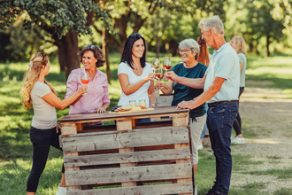 Weinausschank am Mönchsbergsee | HeilbronnerLand | © Touristikgemeinschaft HeilbronnerLand