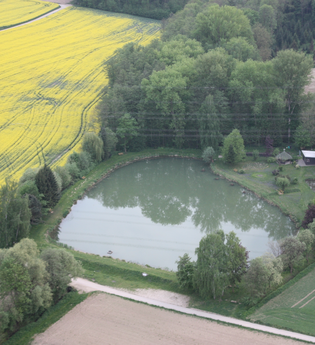 Luftbild auf den Erlensee | © Land der 1000 Hügel - Kraichgau-Stromberg
