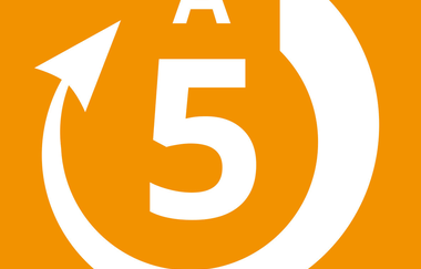 Orangenes Logo mit weißer Schrift vom A5- Wanderweg | © Land der 1000 Hügel - Kraichgau-Stromberg