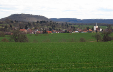 Am Blumenband entlang nach Diefenbach | © Land der 1000 Hügel - Kraichgau-Stromberg