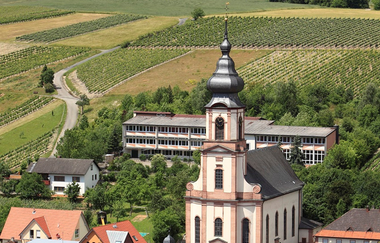 LT 9 Über das hohe Bild zur Schutzengelkapelle | © Simone Seitz