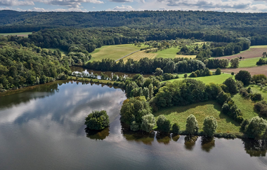 Badesee Ehmetsklinge und Waldgebiet | © Neckar-Zaber-Tourismus e.V.